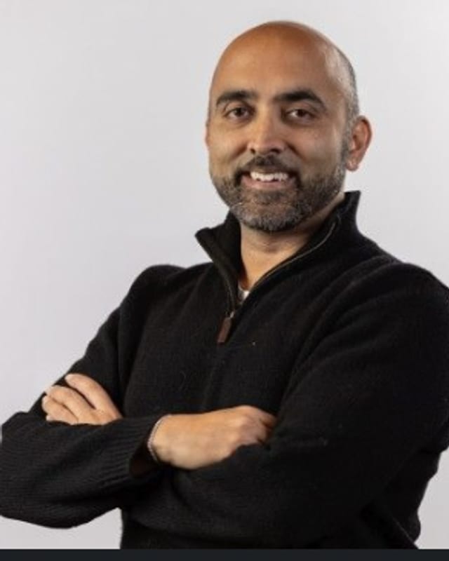 Portrait of Aaron Ansari